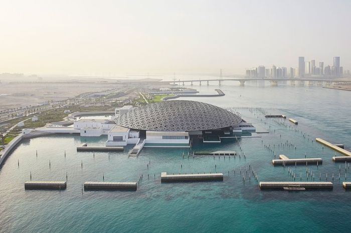 Abu Dhabi with Louver Museum Abu Dhabi with Louver Museum